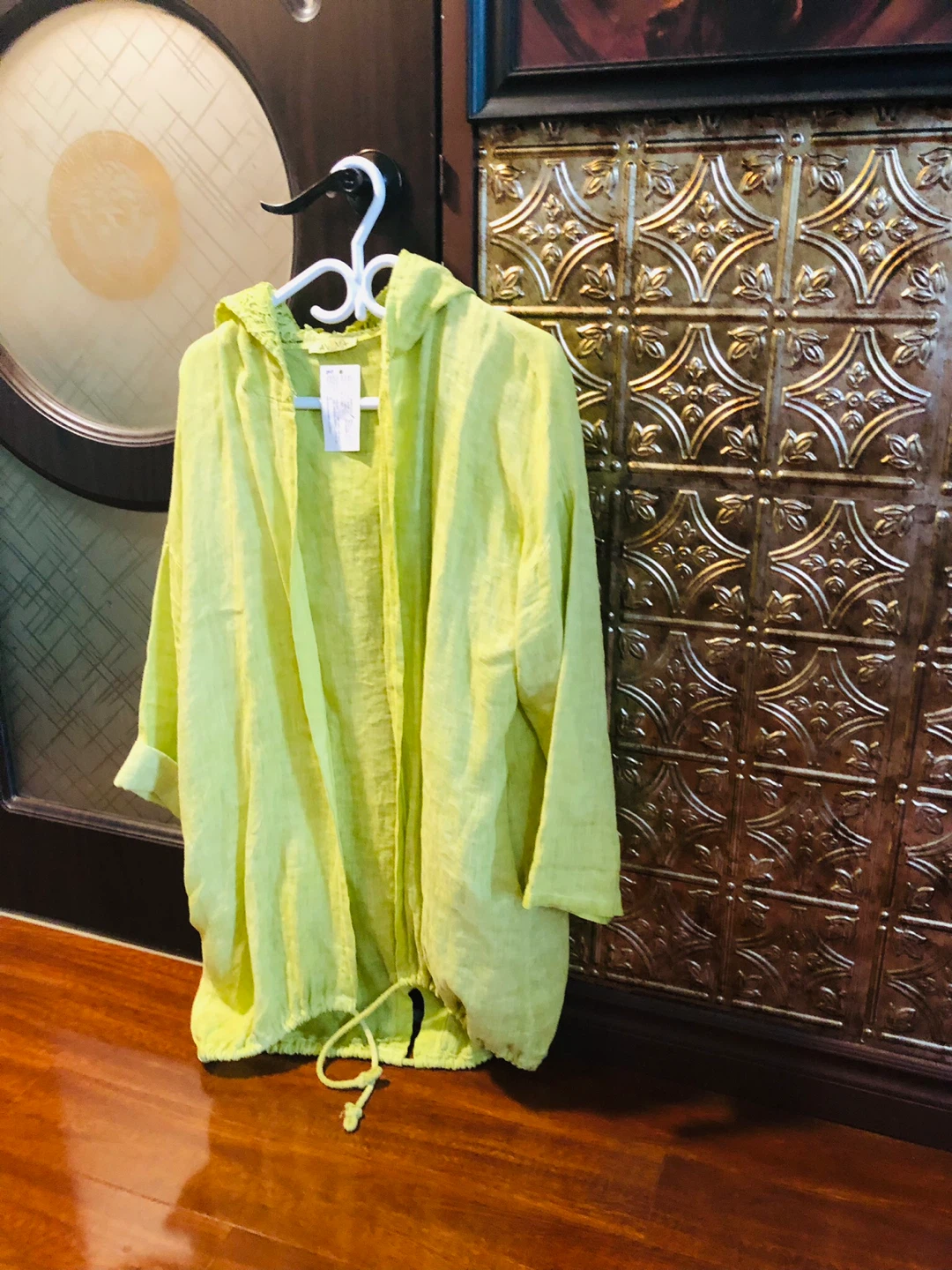 100% Lynn brand new beach or bath robe Greece Rodess