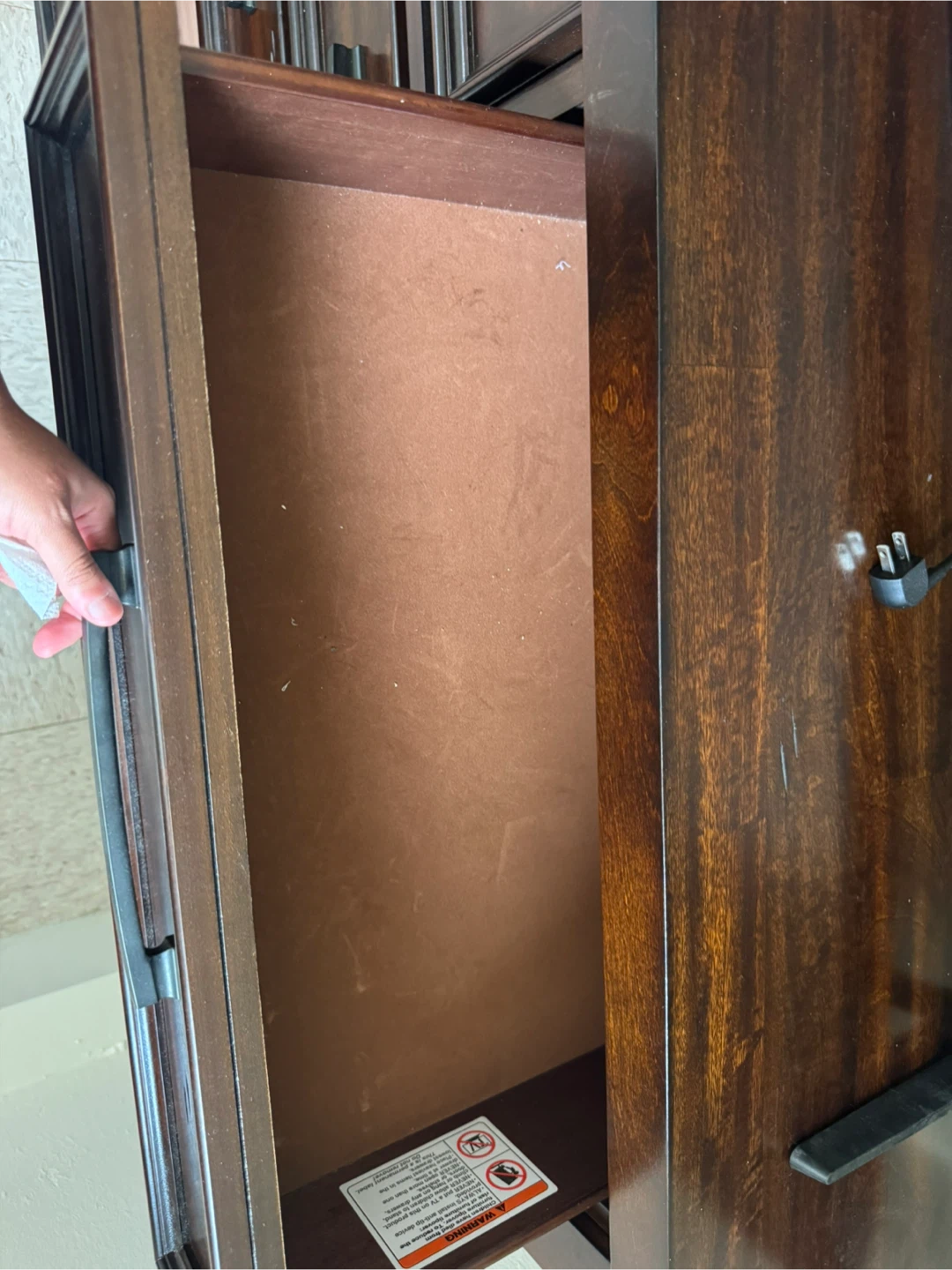 Dark Wood Dresser with 9 Drawers - photo 4