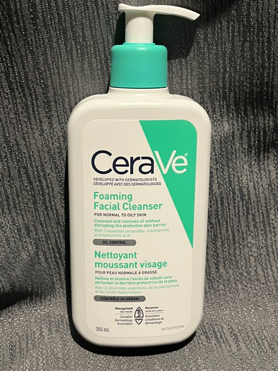 CeraVe Foaming Facial Cleanser for Normal to Oily Skin