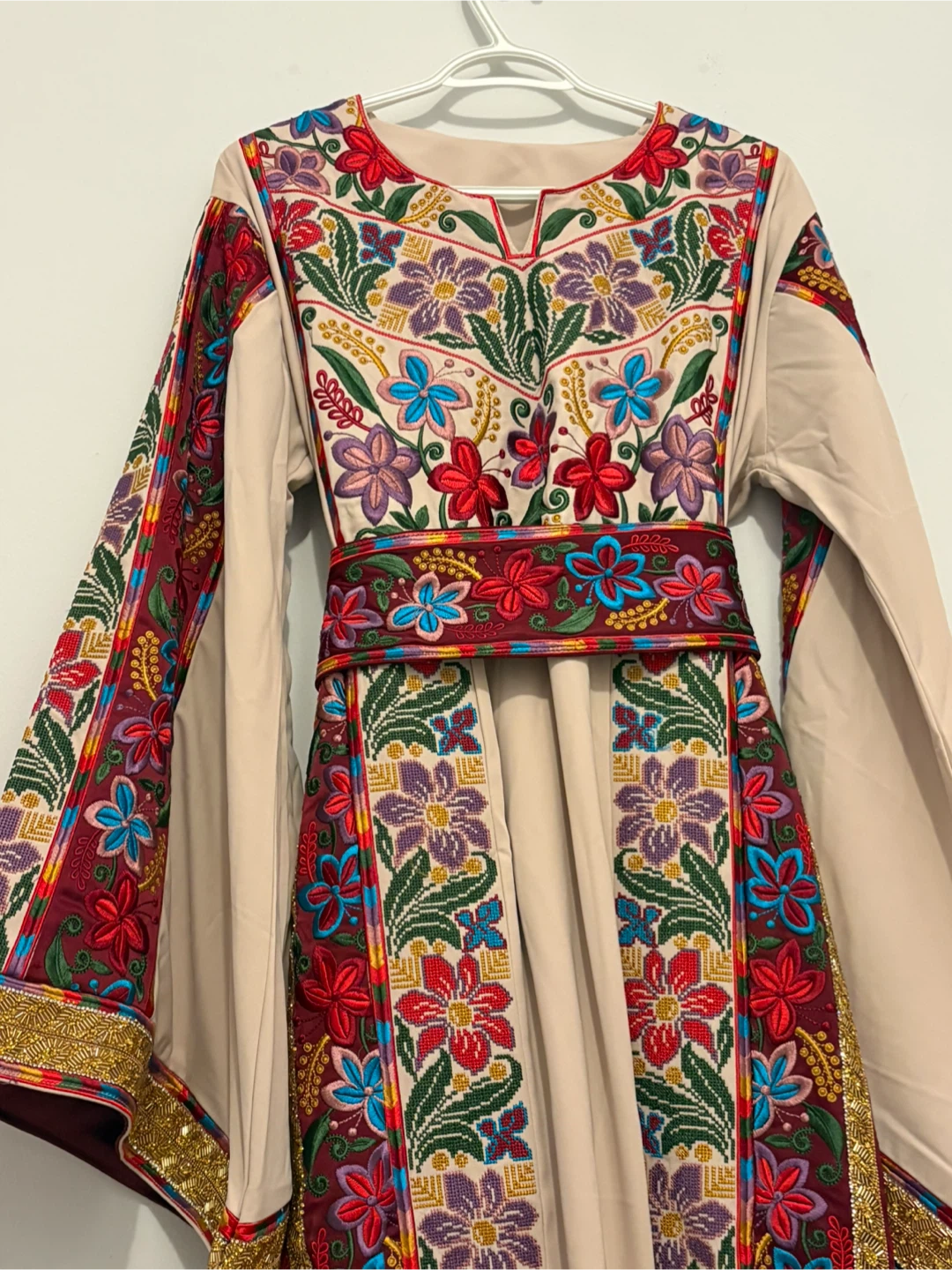 NEW WITH TAG. Palestinian embroidered thob/ dress. Size 4. - photo 4