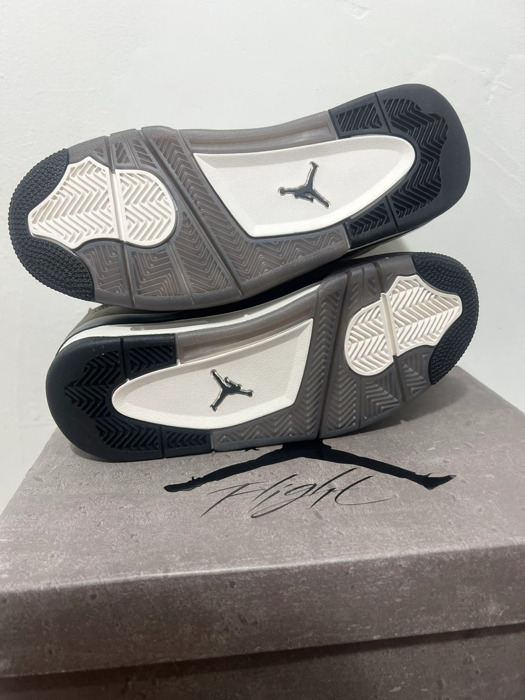 Nike Air Jordan 4 Retro OG GS Cave Stone - photo 4