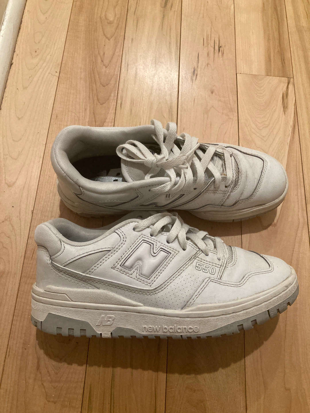 New Balance 550 White Sneakers 7.5 Women’s - photo 3