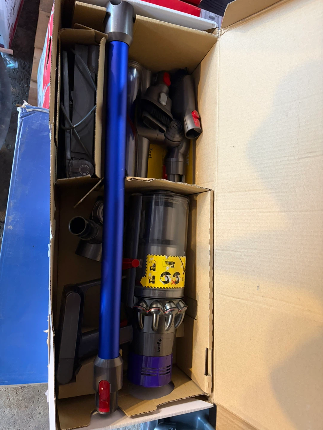 DYSON V10 CORDFREE STICK - photo 2