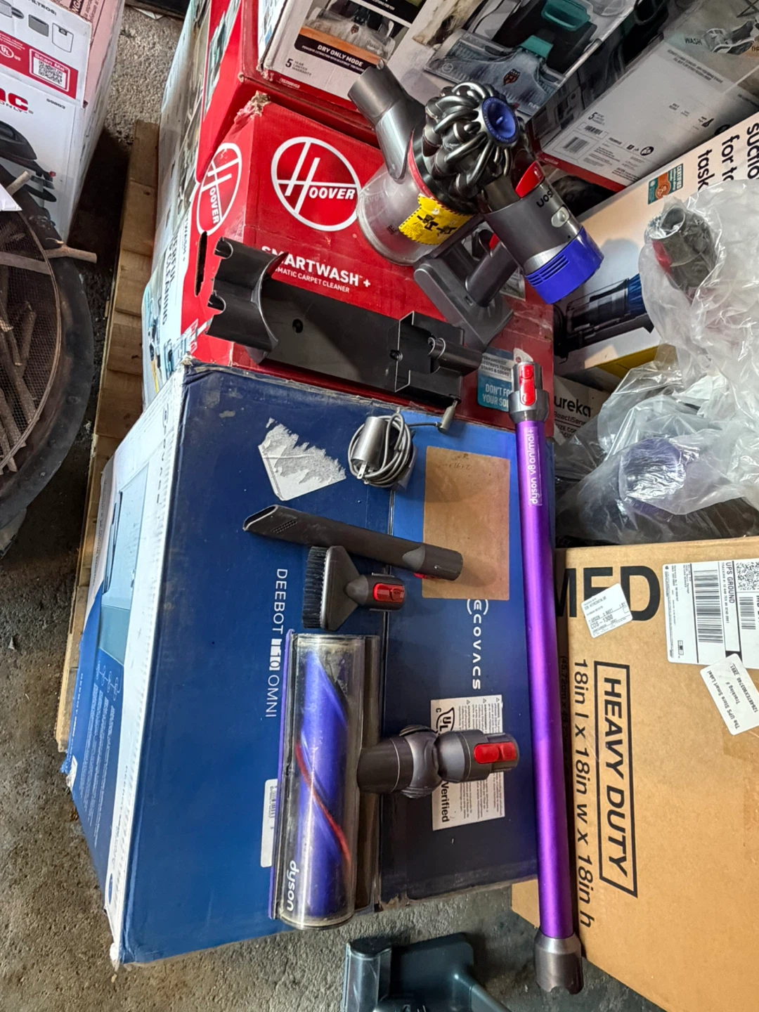 Dyson v8 Vacuum