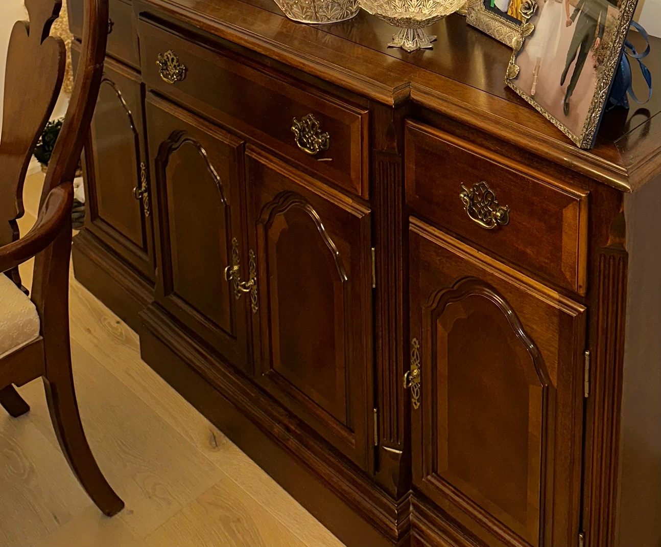 Dining table , chair, antique console - photo 2