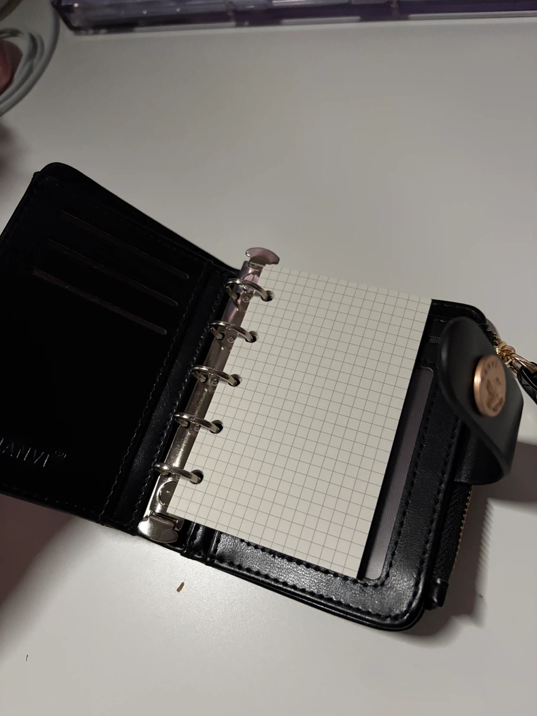 A8 (M5) 5-ring faux leather wallet binder - photo 3