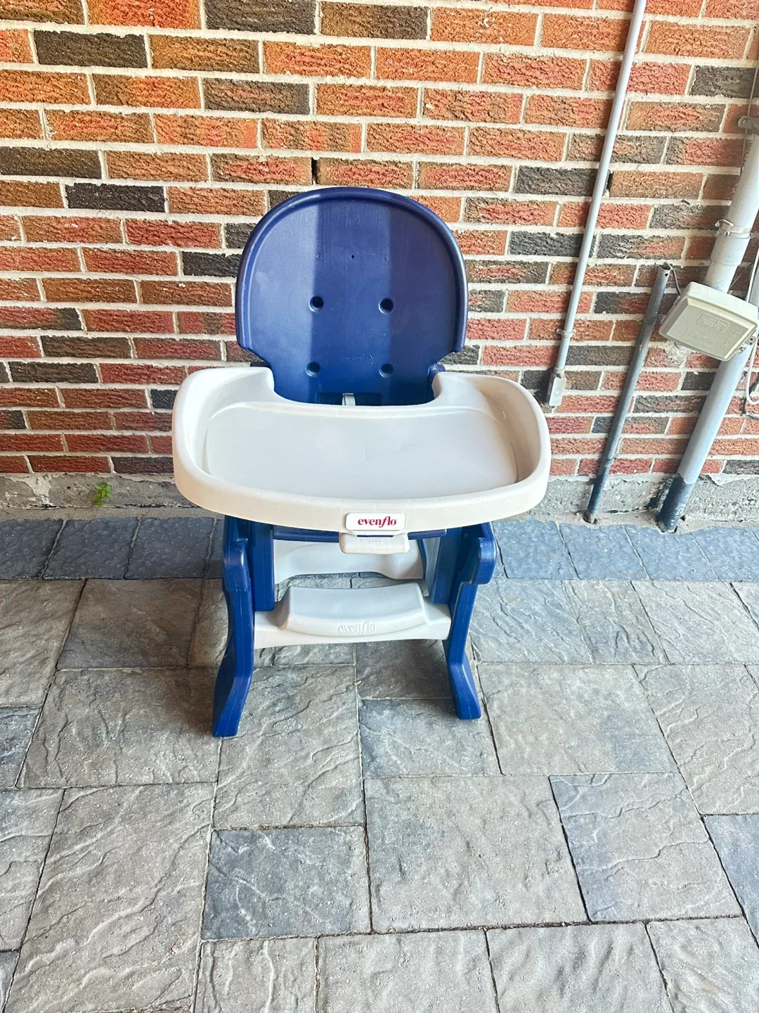 Evenflo High Chair - Blue & White - photo 2