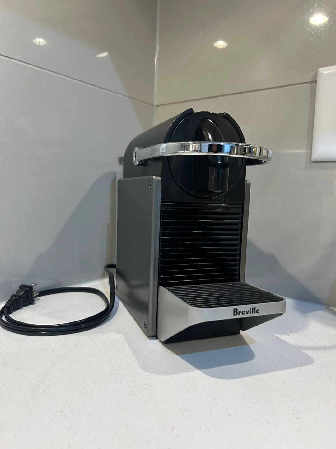 Breville Nespresso Essenza Mini Coffee Machine - photo 3