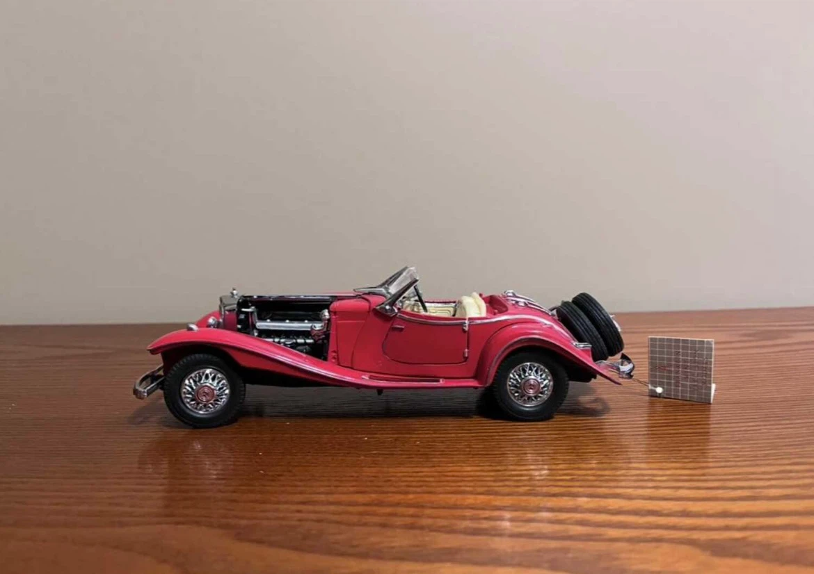 VINTAGE (1983) MERCEDES BENZ  (Read description) - photo 4