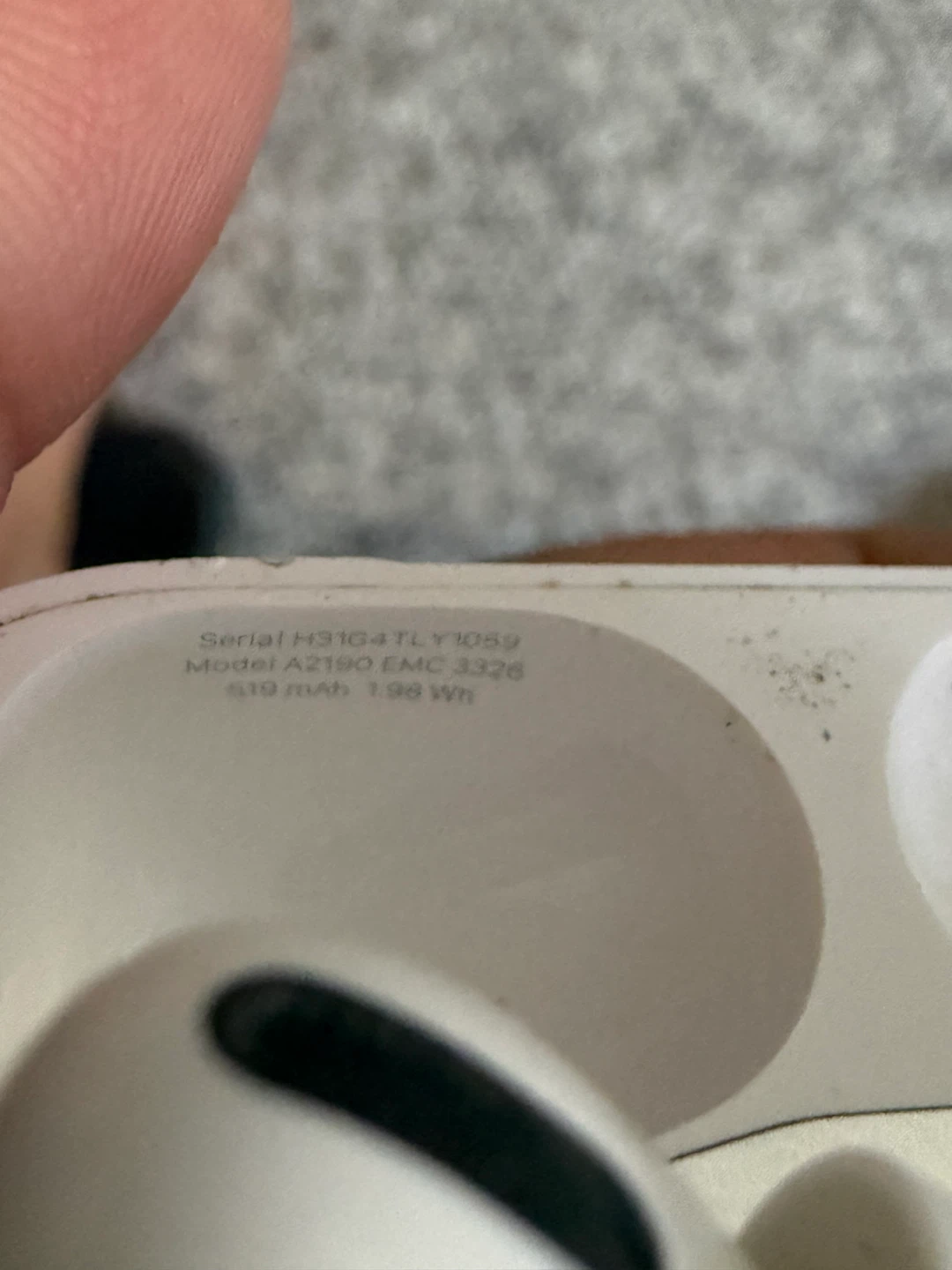 Apple AirPods Pro - photo 2