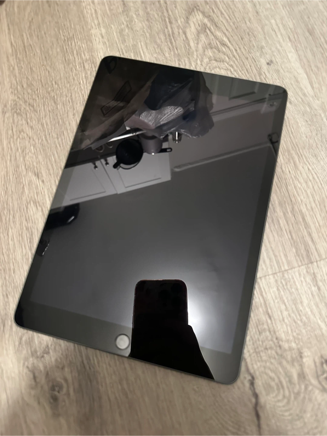 Apple iPad 64GB 9th Generation (2021) Model A2602 - Space Grey - photo 4