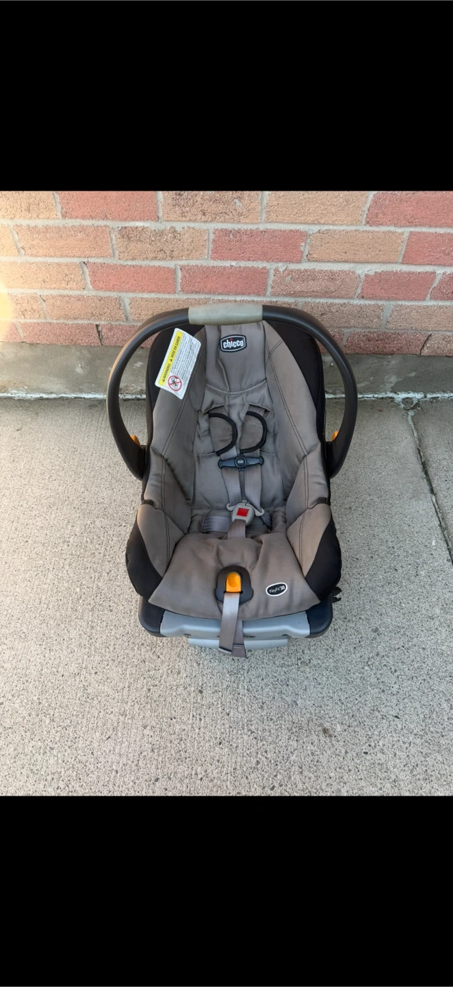 Chicco KeyFit 30 Infant Car Seat - photo 2
