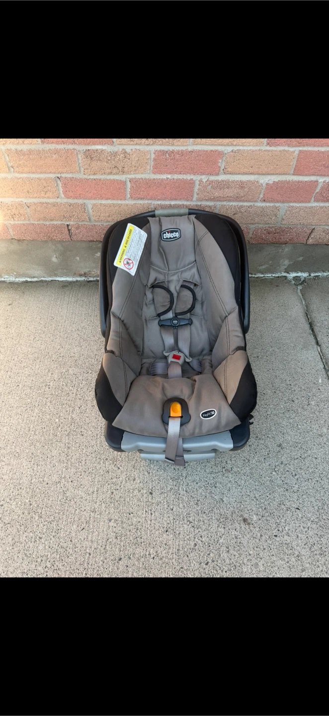 Chicco KeyFit 30 Infant Car Seat - photo 4