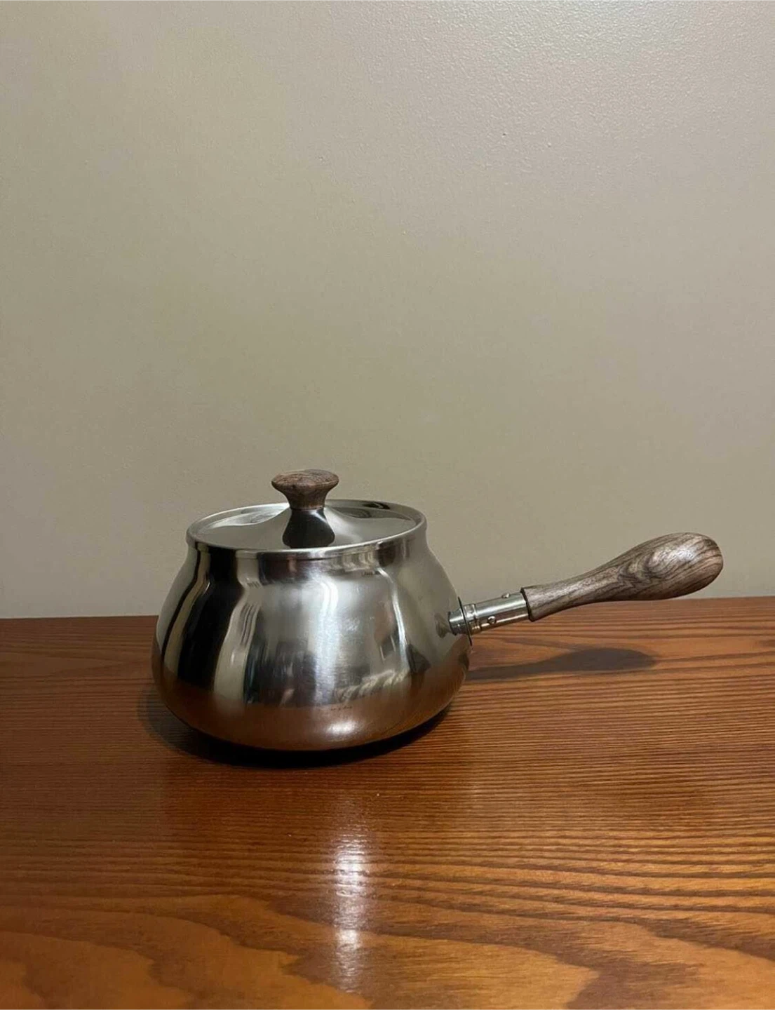 VINTAGE FONDUE POT (Made in Japan)