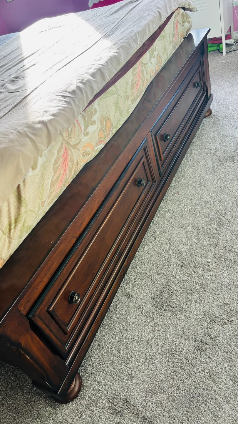 Wooden king size  bed frame with drawers - photo 2