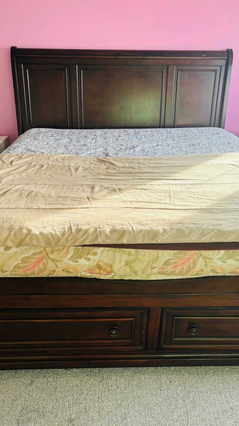 Wooden king size  bed frame with drawers - photo 5