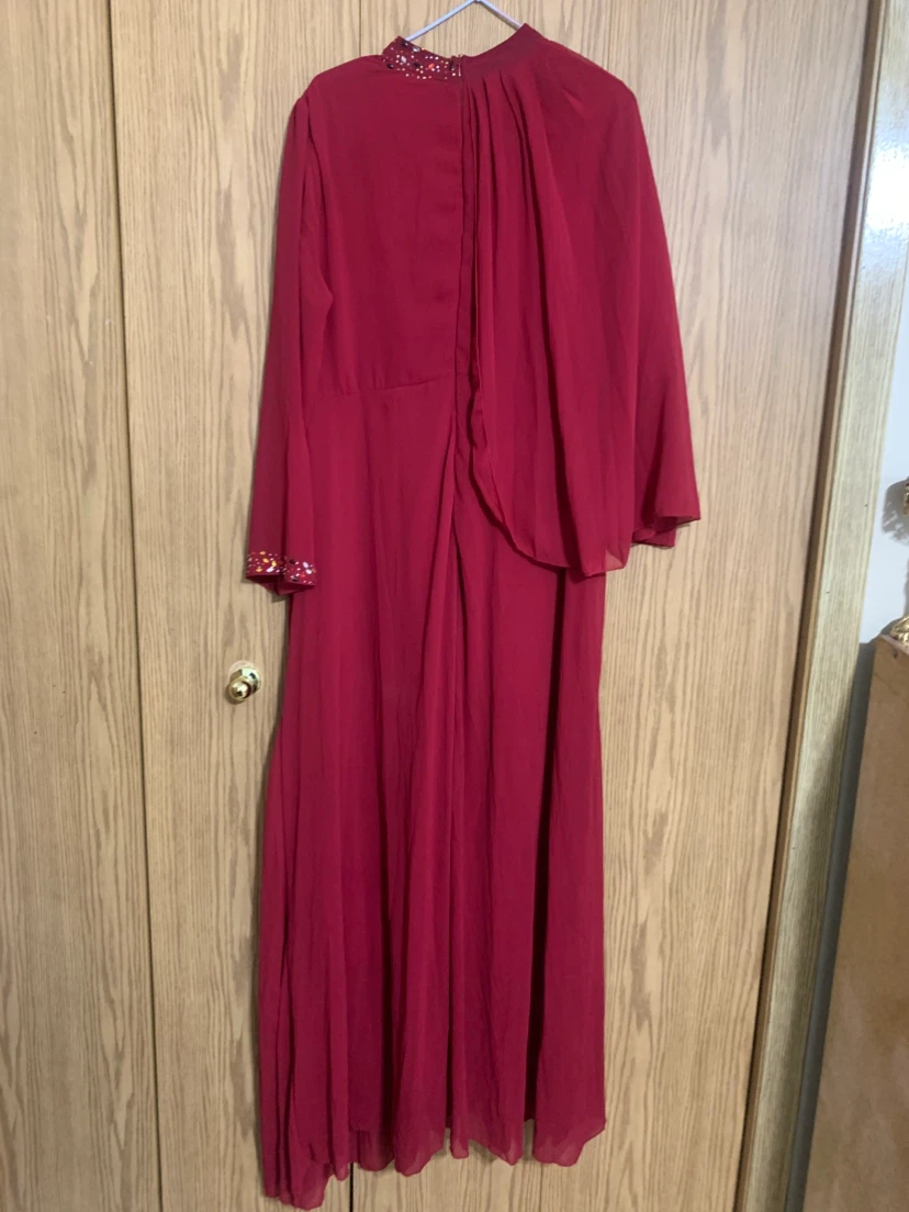 Red Beaded Long Dress - photo 2