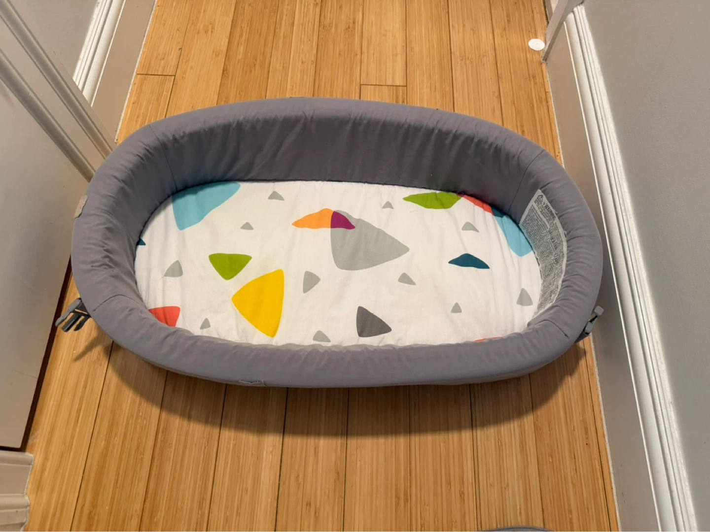 Lulyboo Travel Baby Bed + Extra Sheet/Casing - photo 3