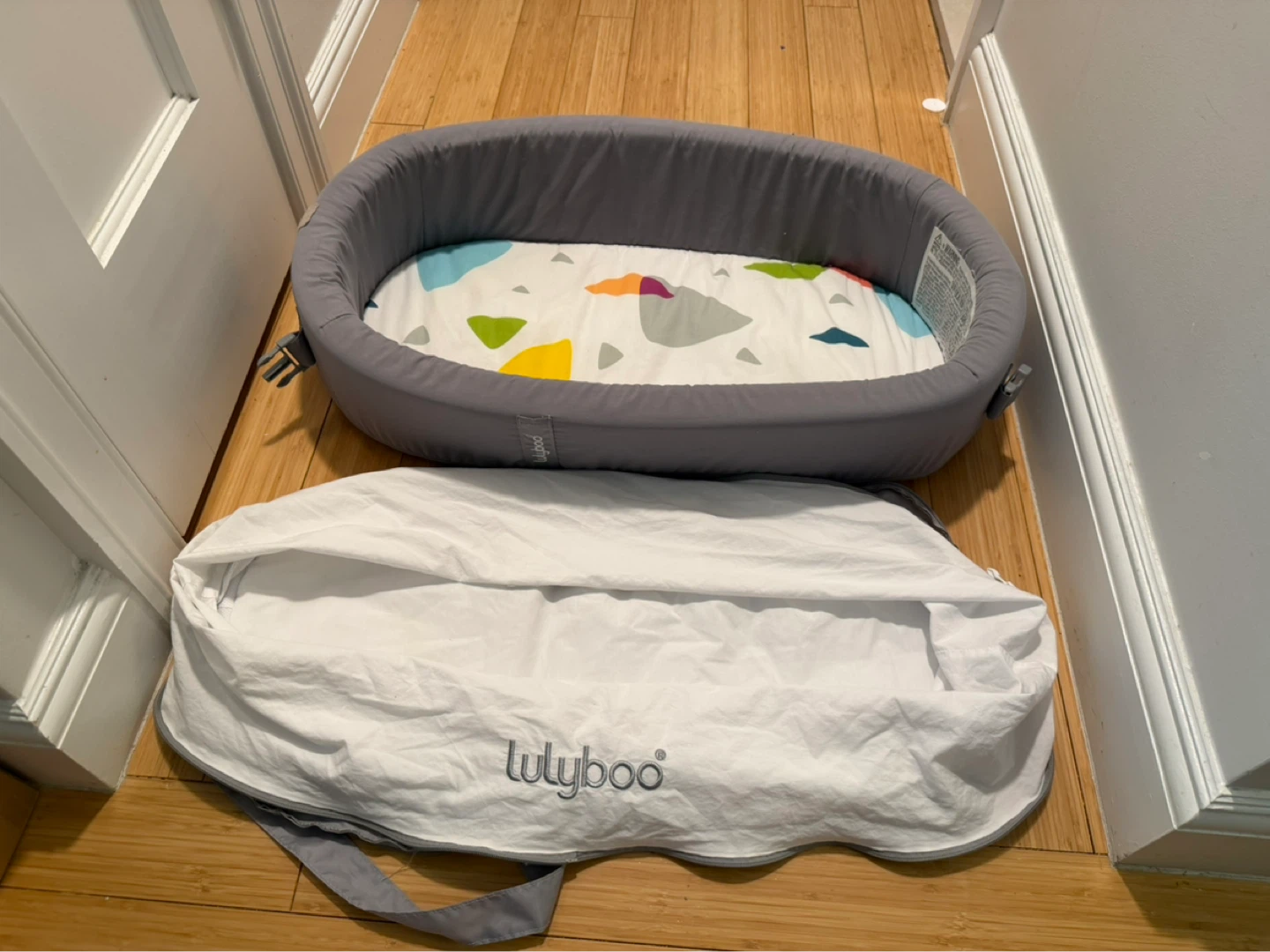 Lulyboo Travel Baby Bed + Extra Sheet/Casing