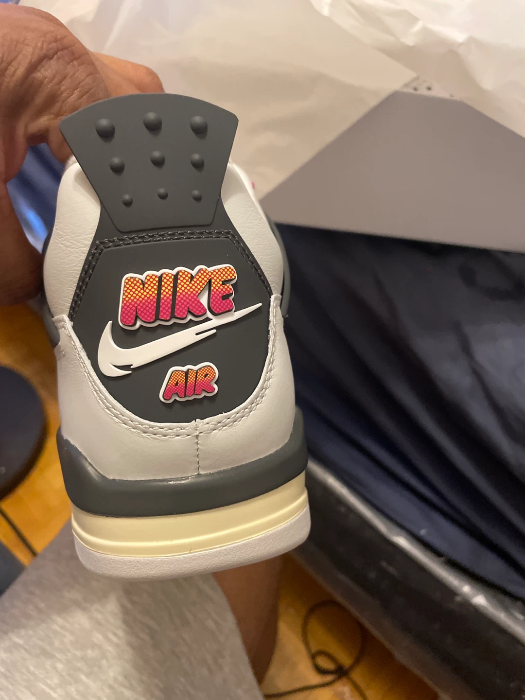 Nike Air Jordan 4 Retro comic - photo 3