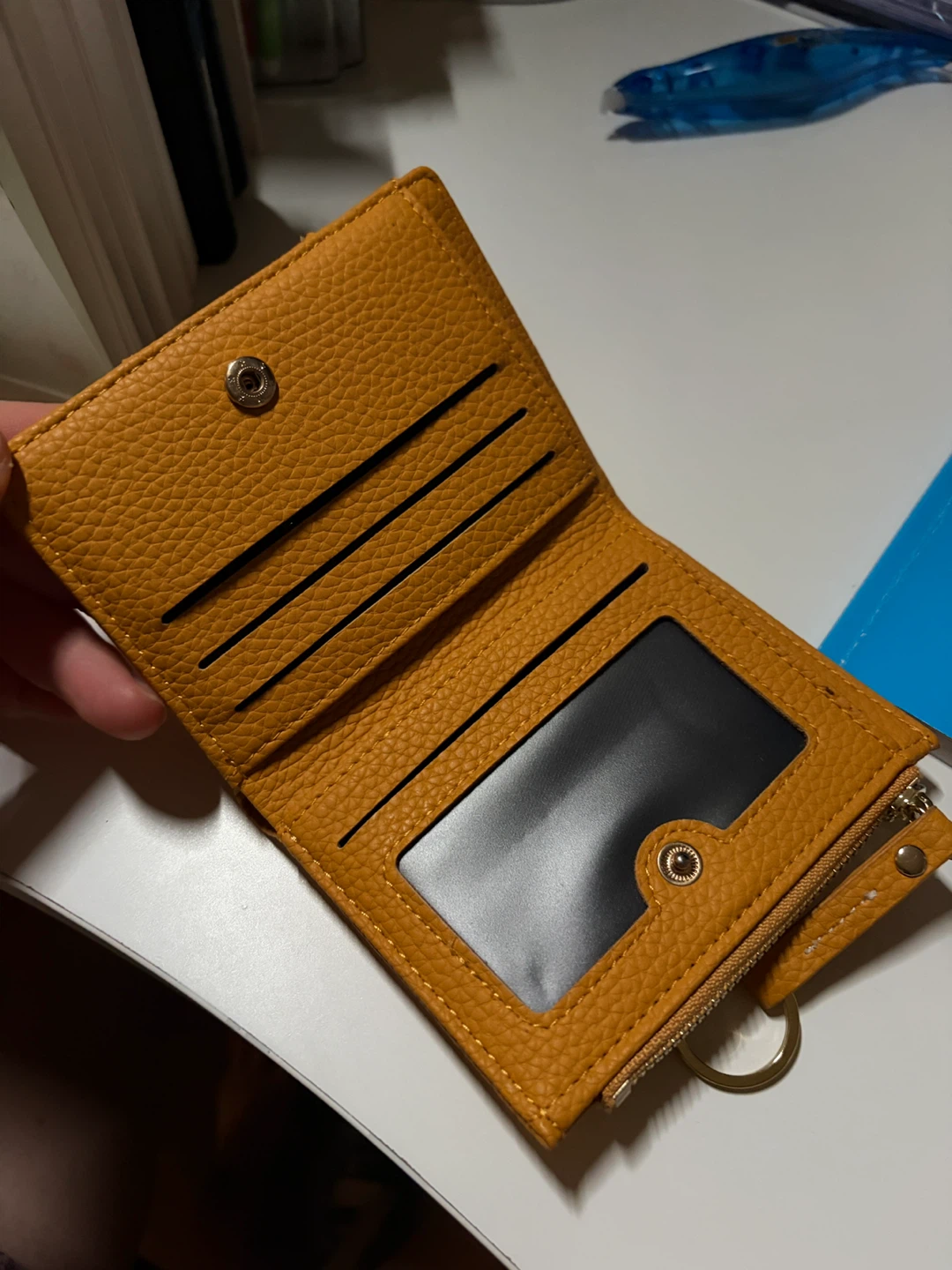 Faux leather bifold wallet - photo 2