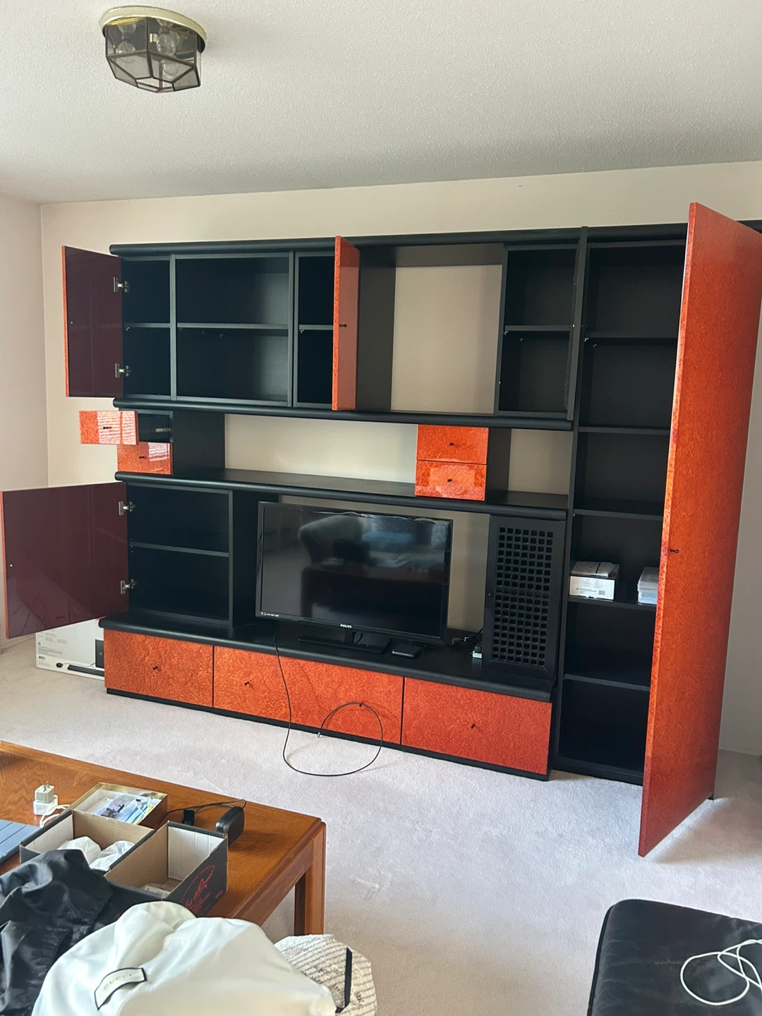 Entertainment centre/ wall unit