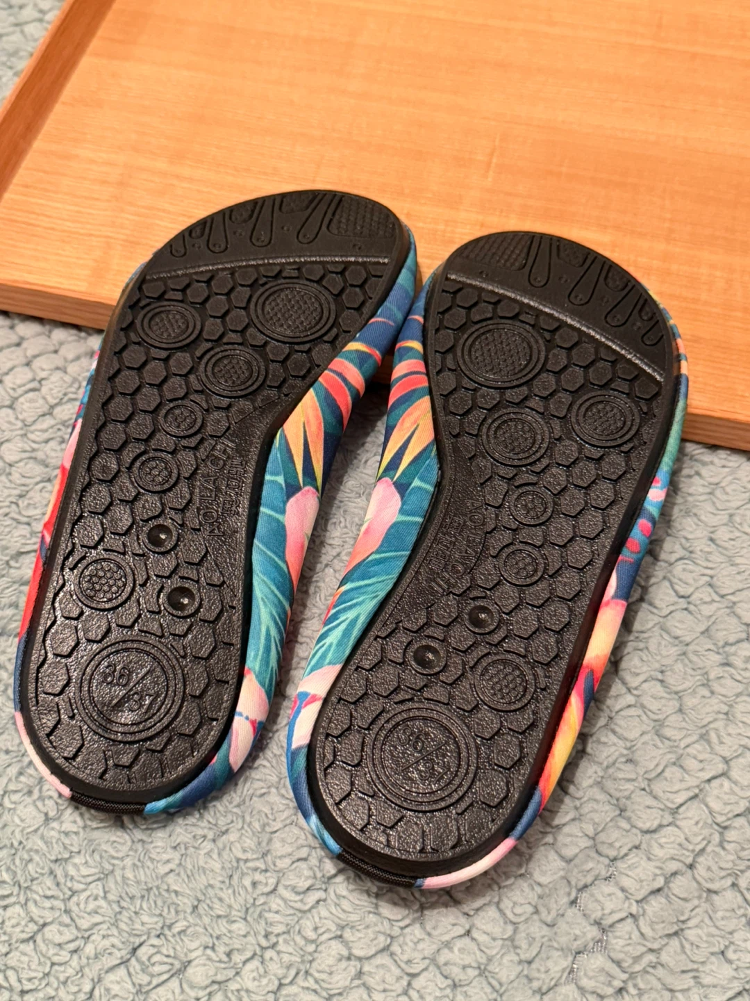 New: Water Shoes(size:36/37) - photo 2