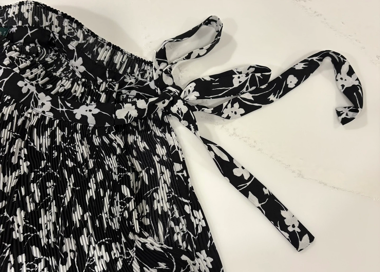 XL Lauren Ralph Lauren Black Floral Pleated Top - XL - photo 5