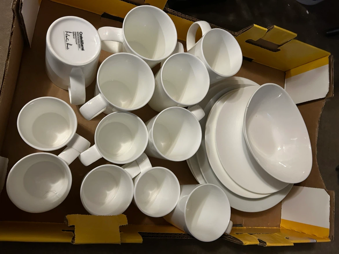 Home Essentials White Ceramic Mug Set