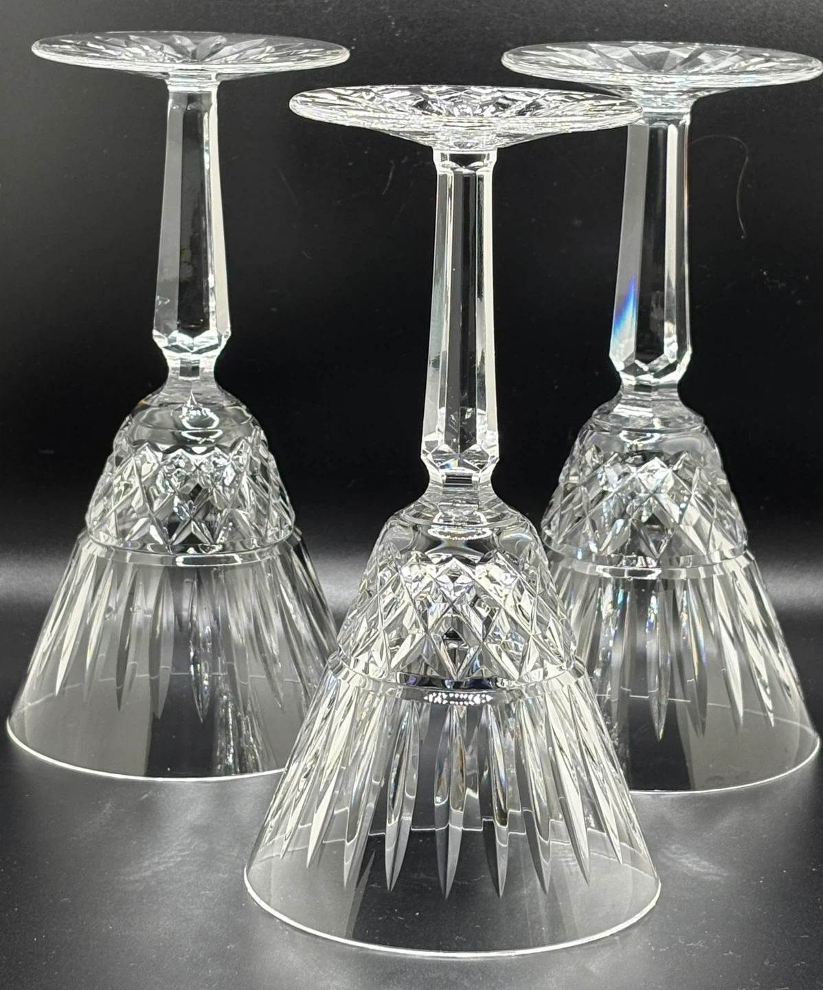 Signed Set of 3 Crystal Waterford Maeve Wine Glasses - photo 4
