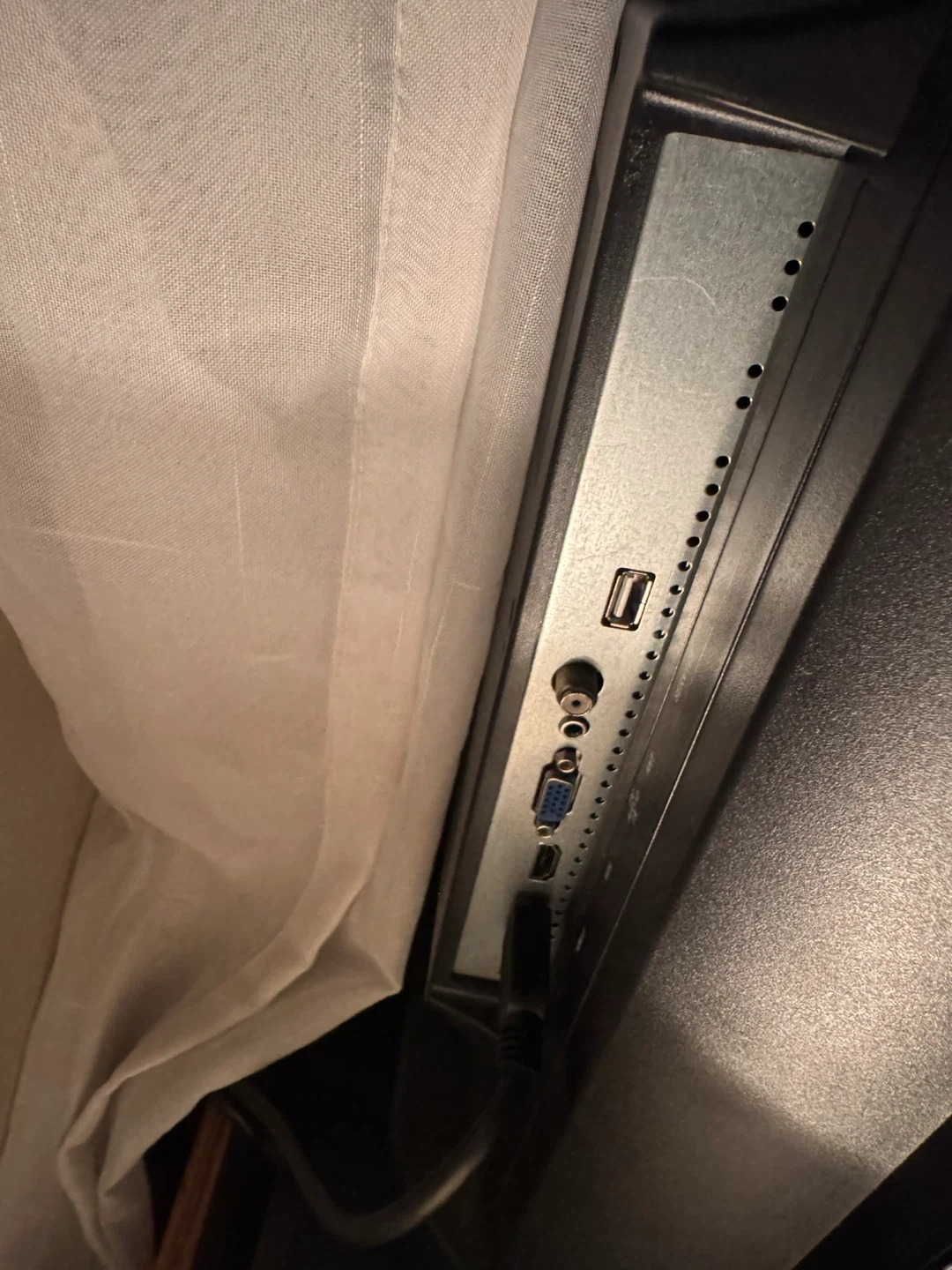 RCA Monitor - photo 3