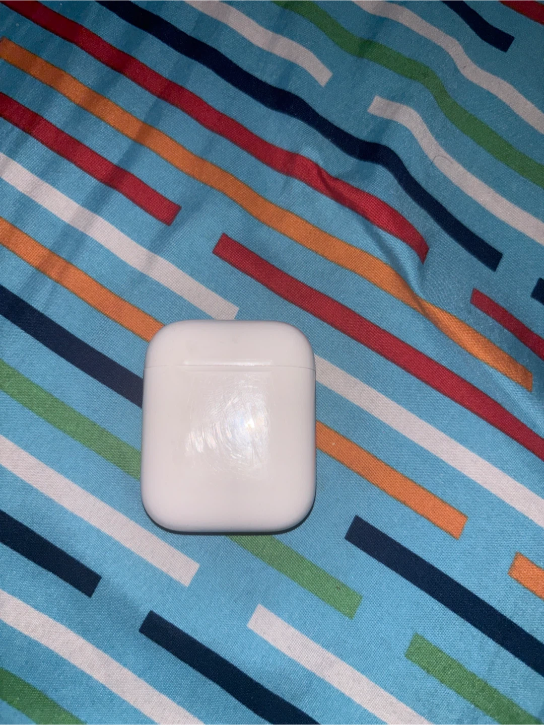 Apple AirPods 2 Charging Case