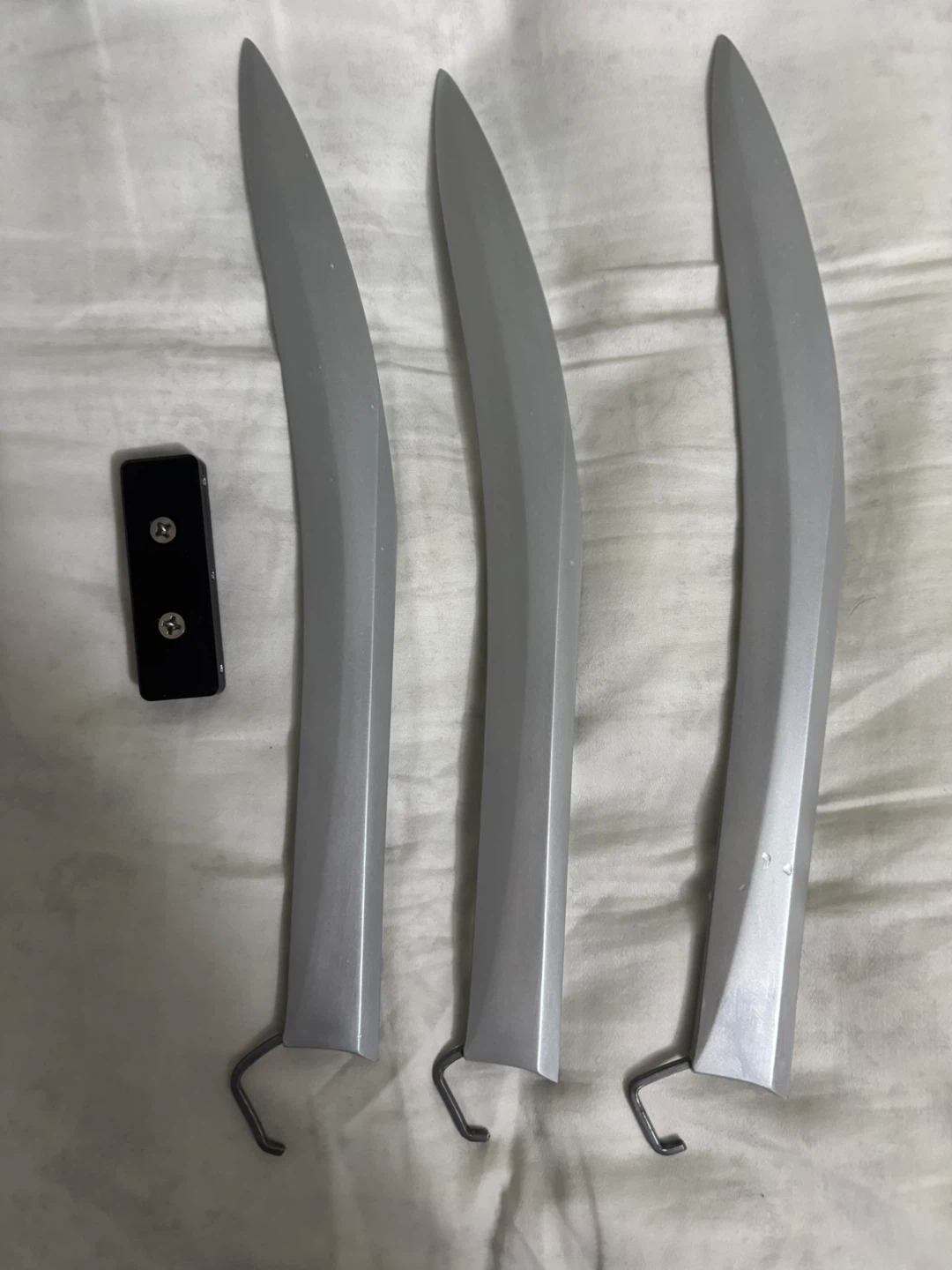 Screen Accurate Wolverine Claws by DarkMatterProps - photo 3