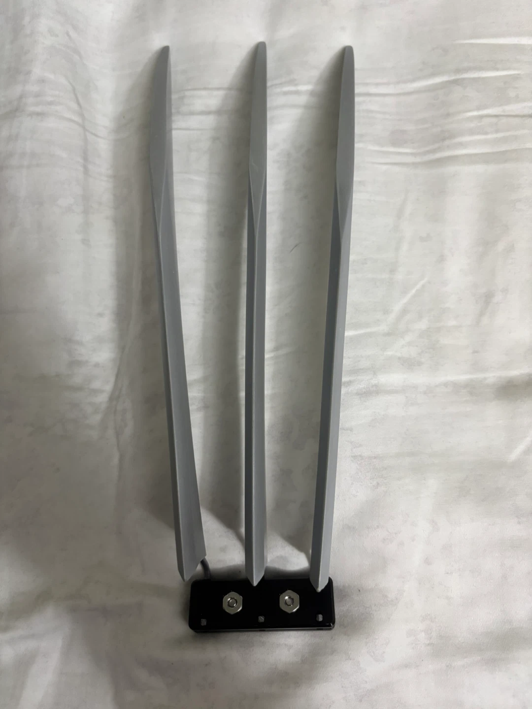 Screen Accurate Wolverine Claws by DarkMatterProps - photo 4