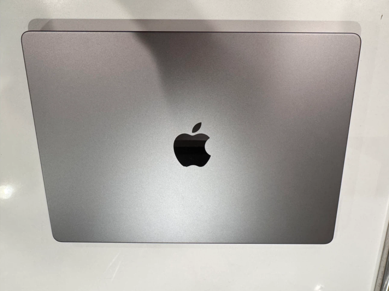 Apple MacBook Pro Space Grey M2 Max