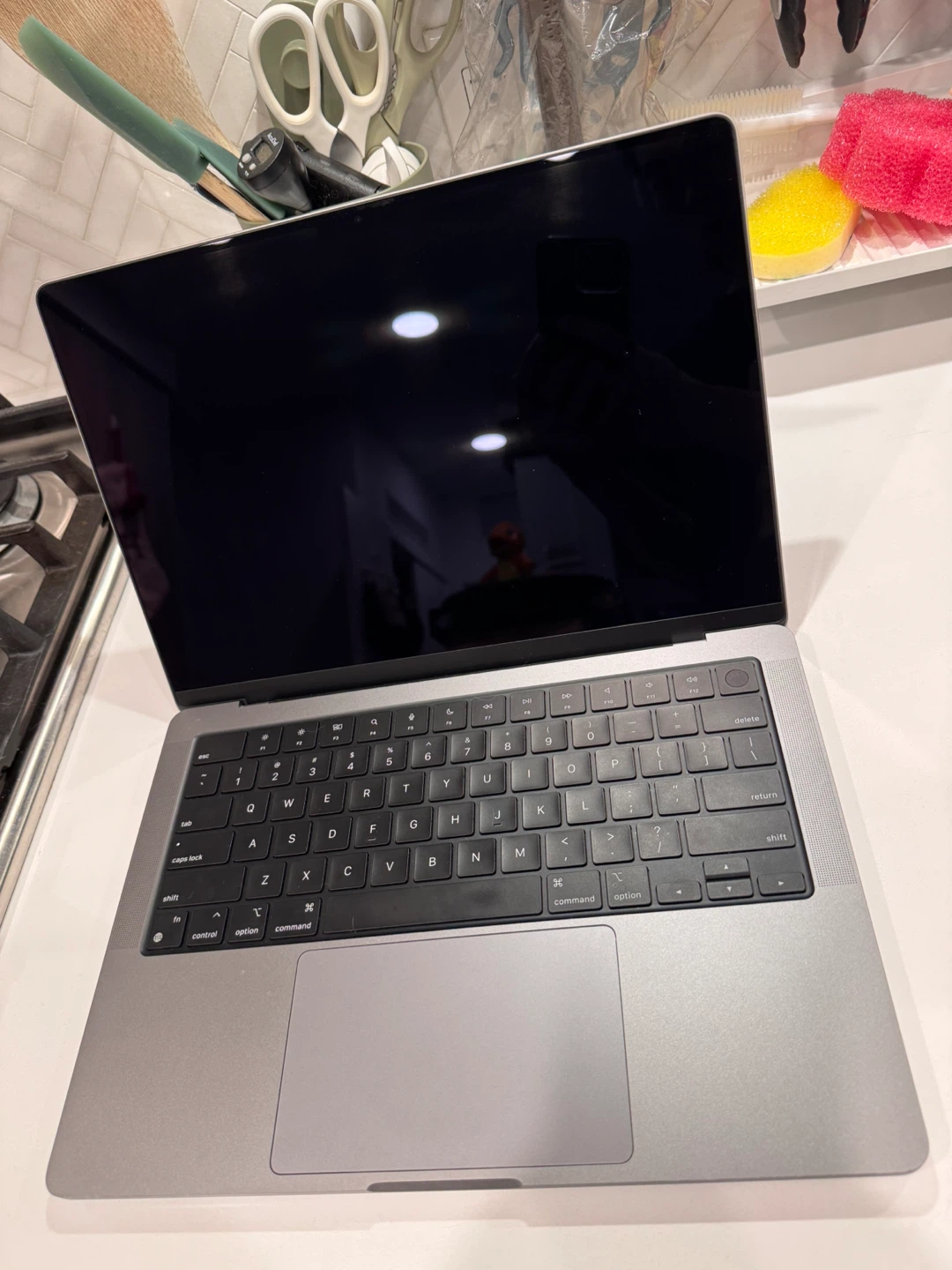 Apple MacBook Pro Space Grey M2 Max - photo 2