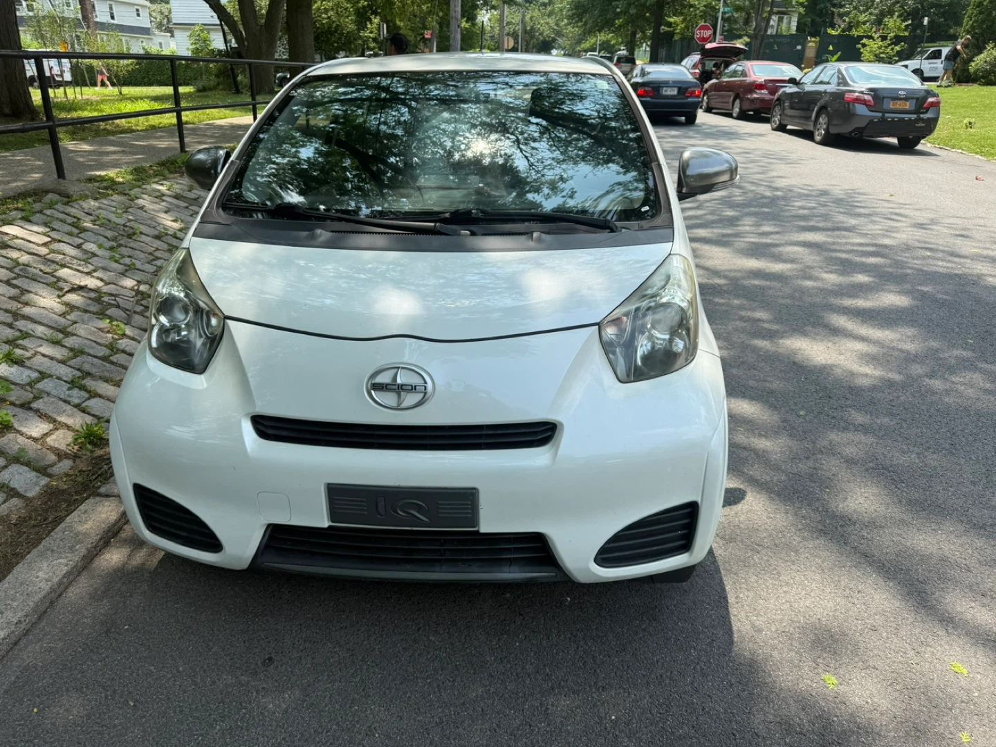 White Scion IQ 2012 - photo 3