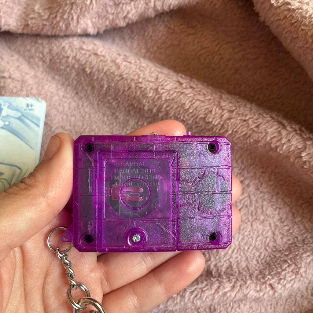 Bandai Digimon Virtual Pet Keychain - photo 2