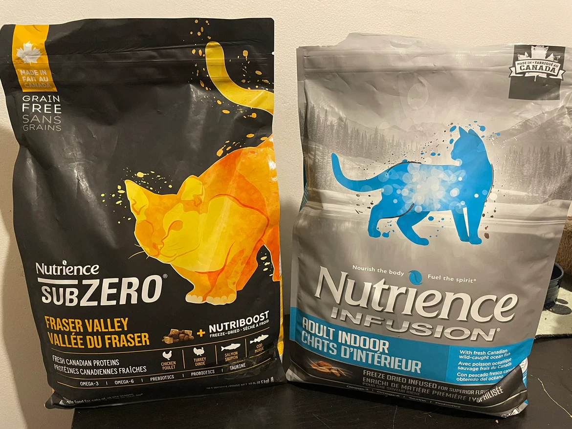 21lbs Nutrience Cat Food Lot