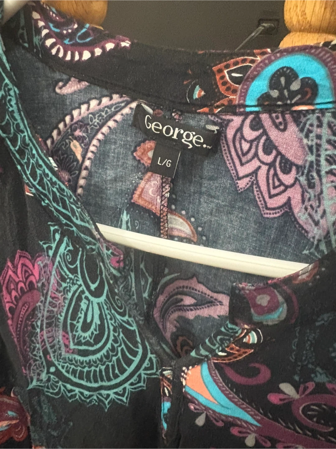 George Women's Paisley Print Long Sleeve Tunic - photo 3