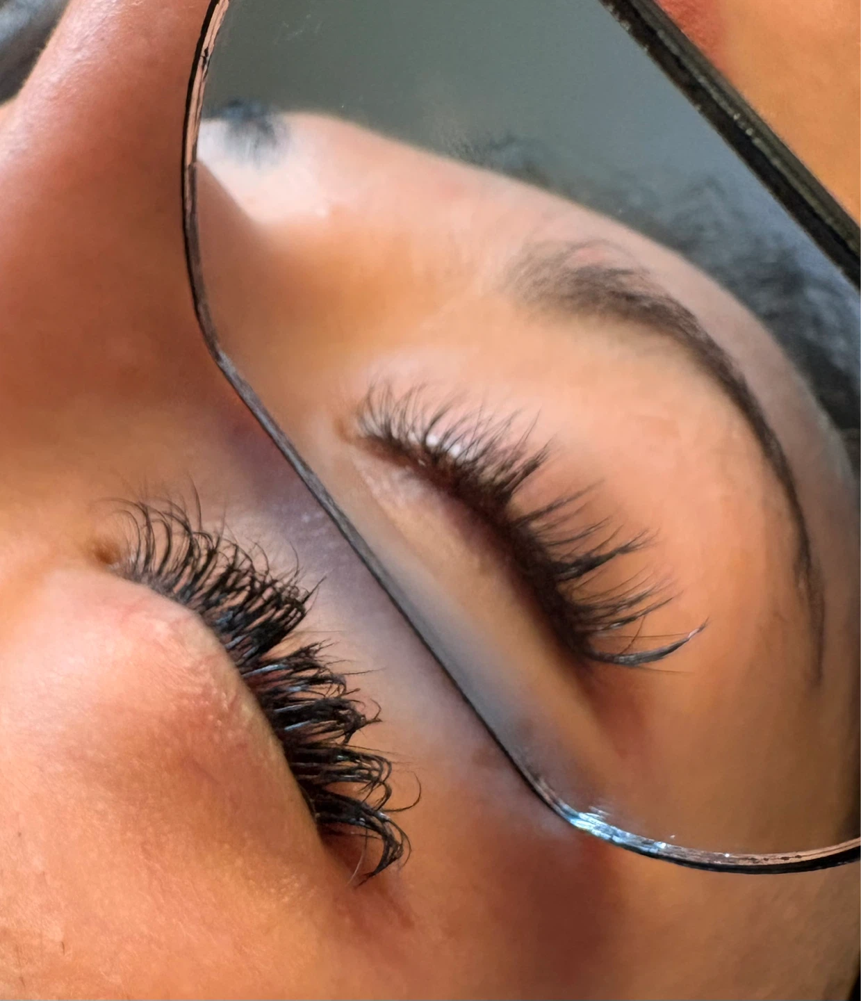 Certified Lash & Brow Artist in Sutton, Georgina - photo 4