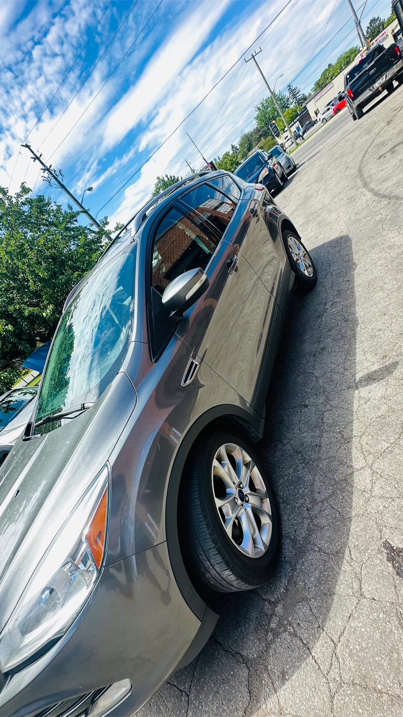 Ford Escape Titanium SUV