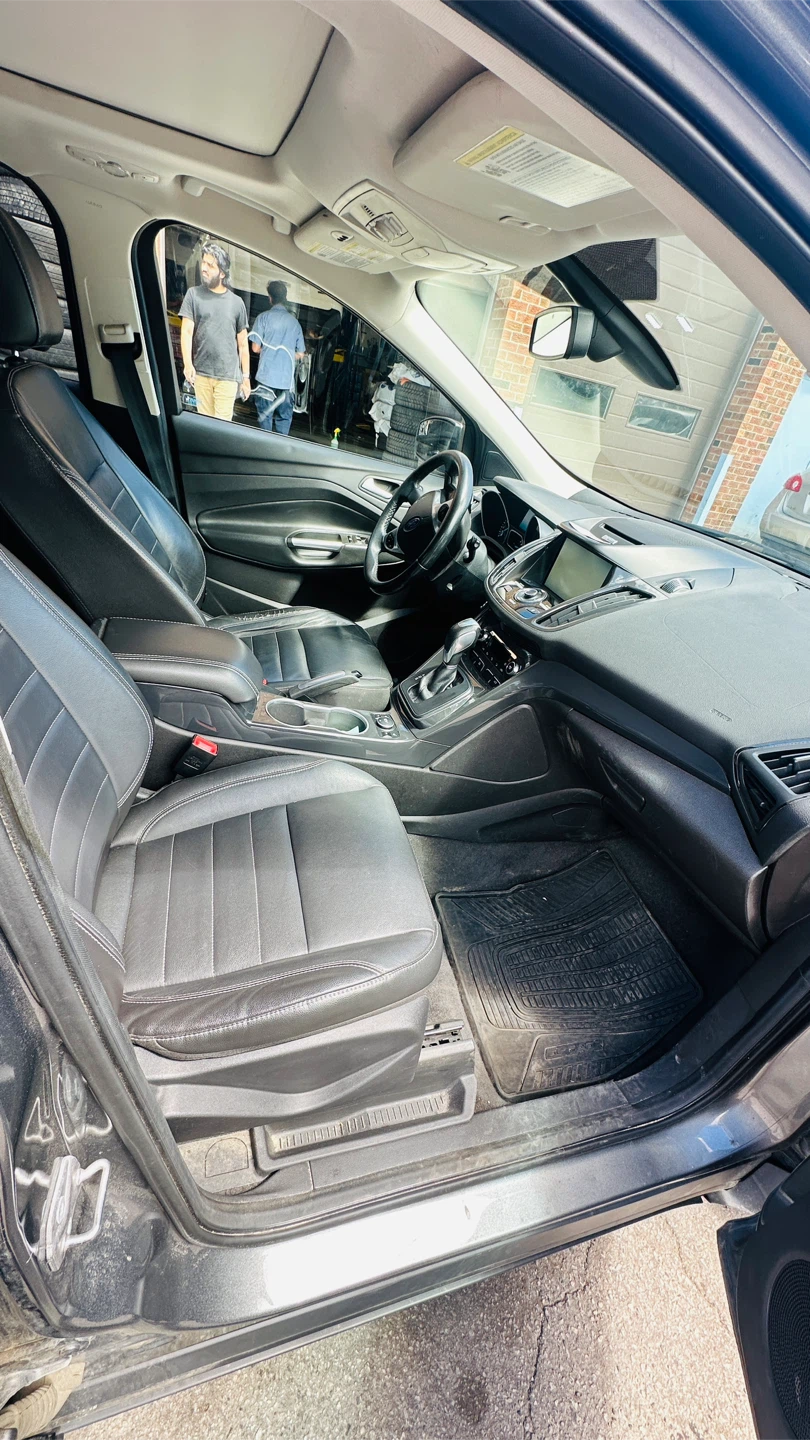 Ford Escape Titanium SUV - photo 4