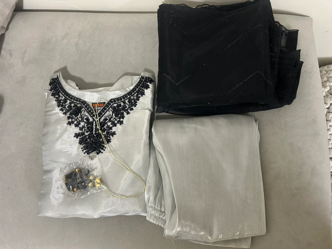 New Embroidered Sheesha Silk Suit - photo 5