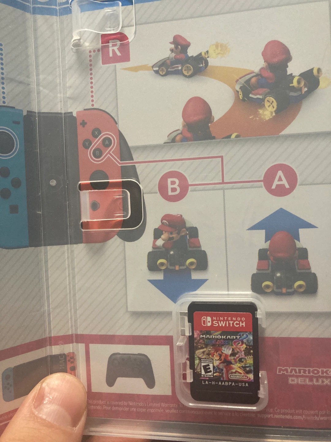 Nintendo Switch Mario Kart 8 Deluxe Game - photo 2