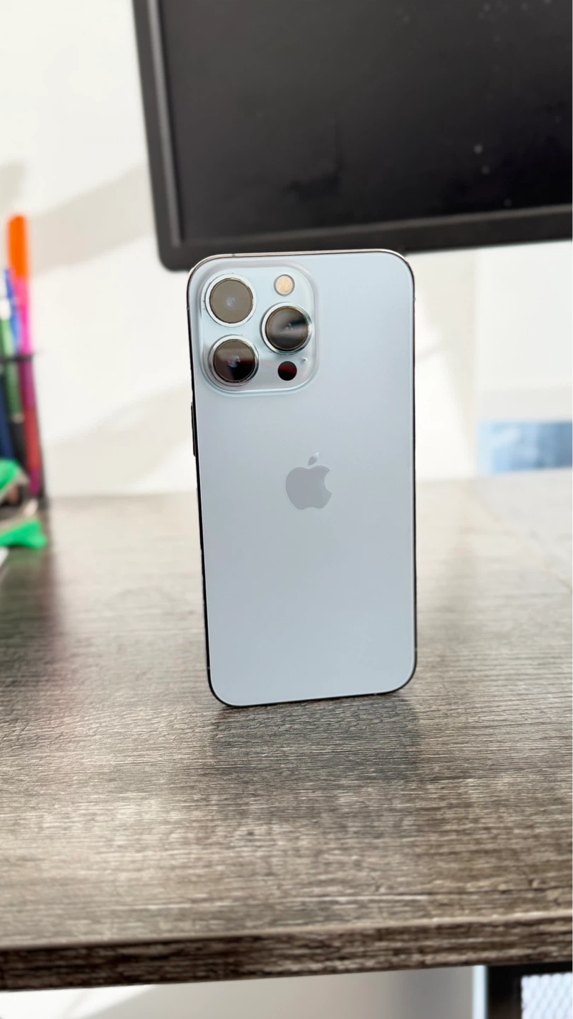 Apple iPhone 13 Pro Sierra Blue - photo 3