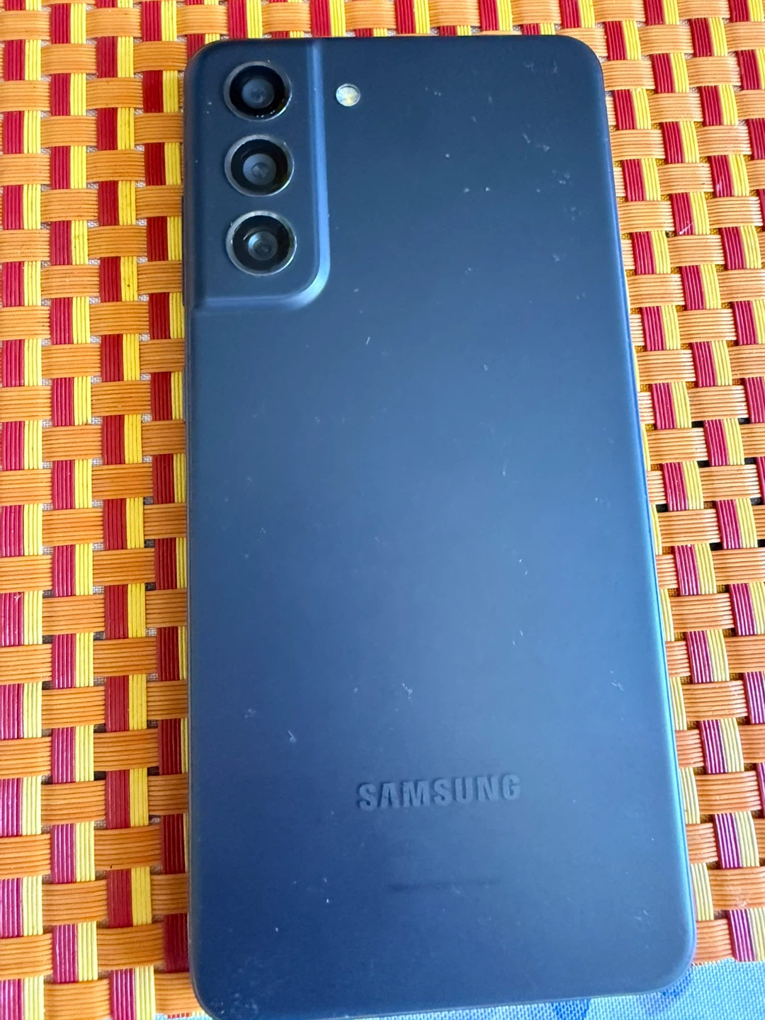 Samsung Galaxy S21 FE 5G - photo 2