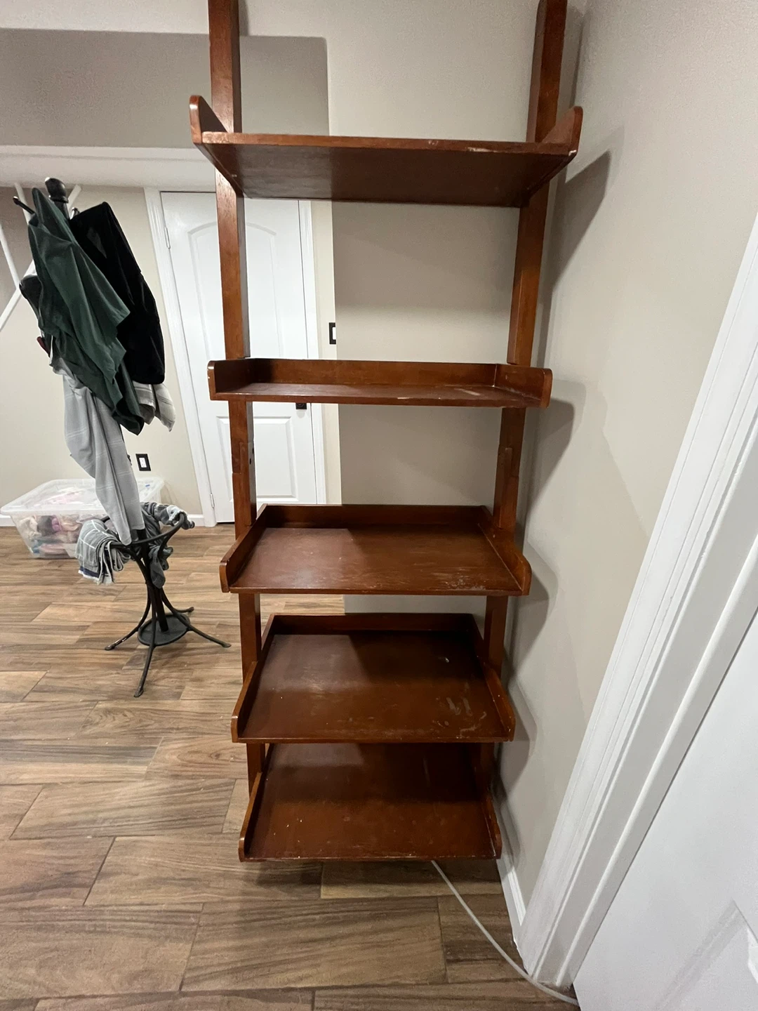 Wooden Leaning Bookshelf - photo 2