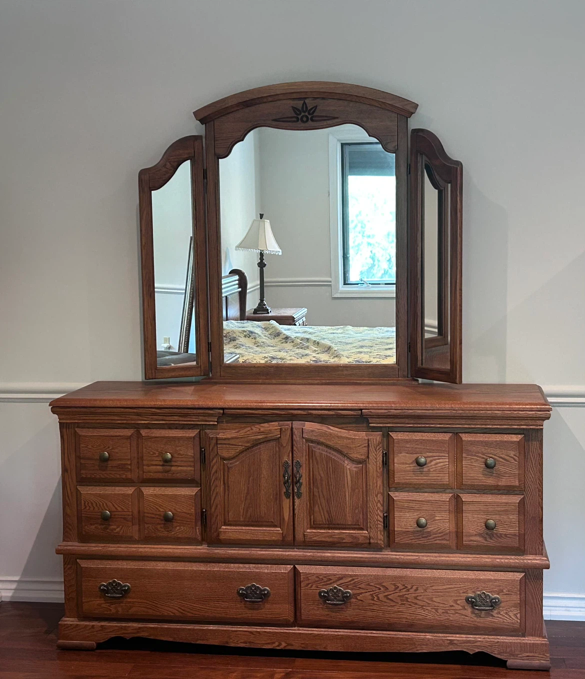 Wooden Dresser with Tri-Fold Mirror