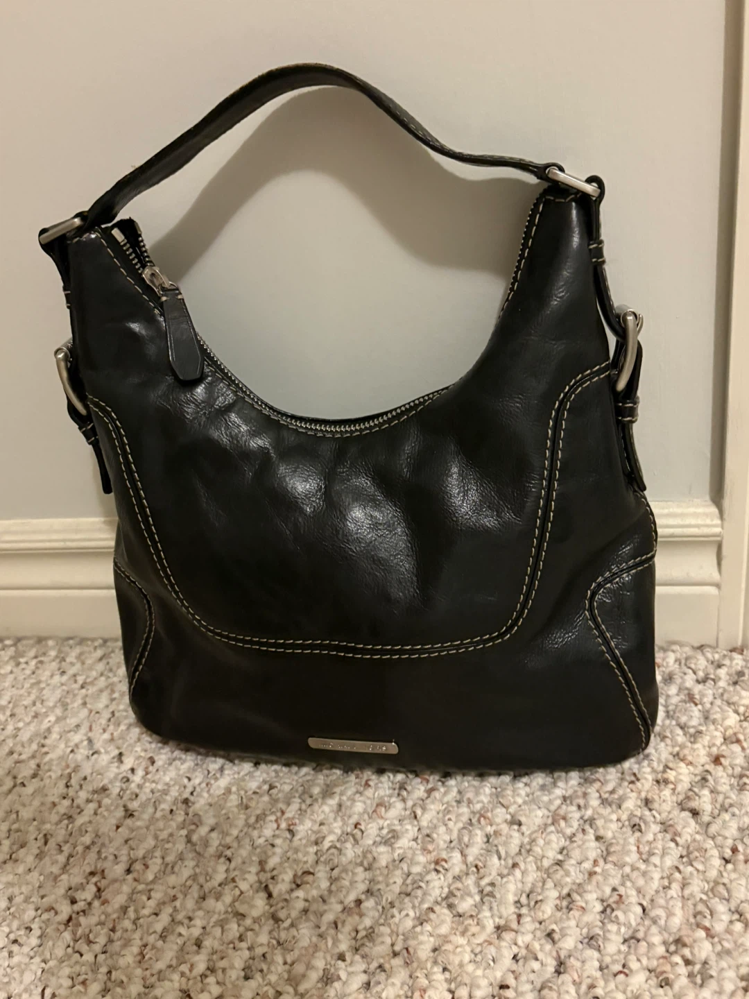Michael Kors Black Leather Hobo Handbag - photo 2